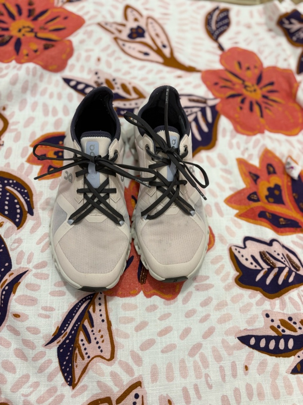 On Running Cloud X Sneakers Pre-Owned Size 8